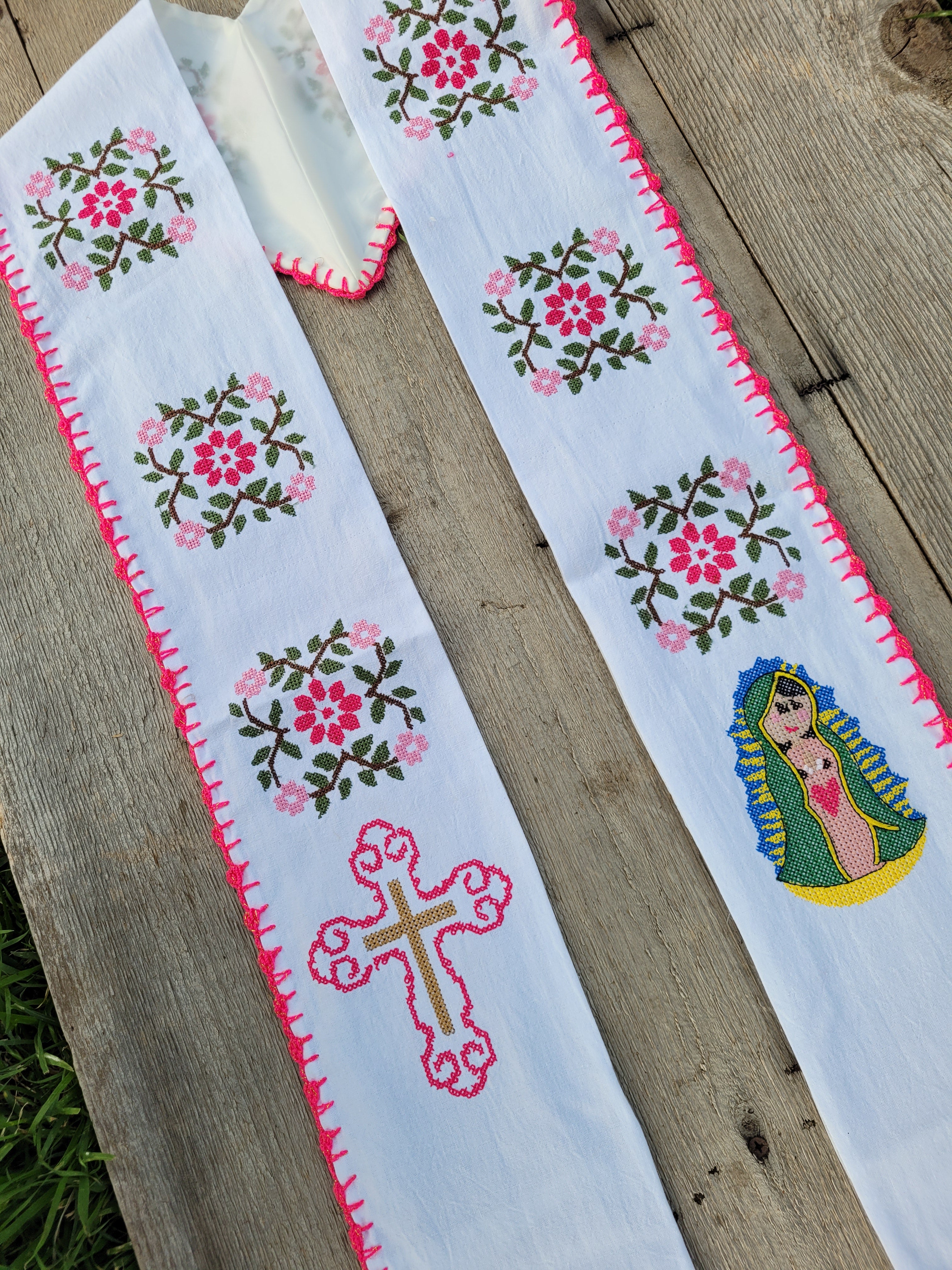 Punta de Cruz Graduation Sash L7