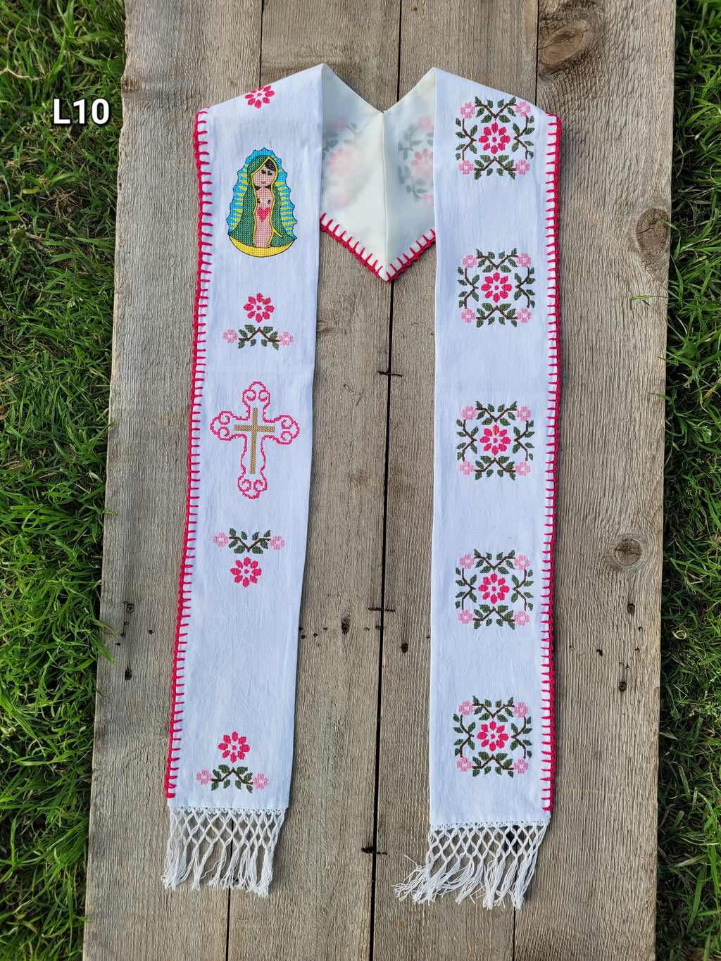 Punta de Cruz Graduation Sash L10