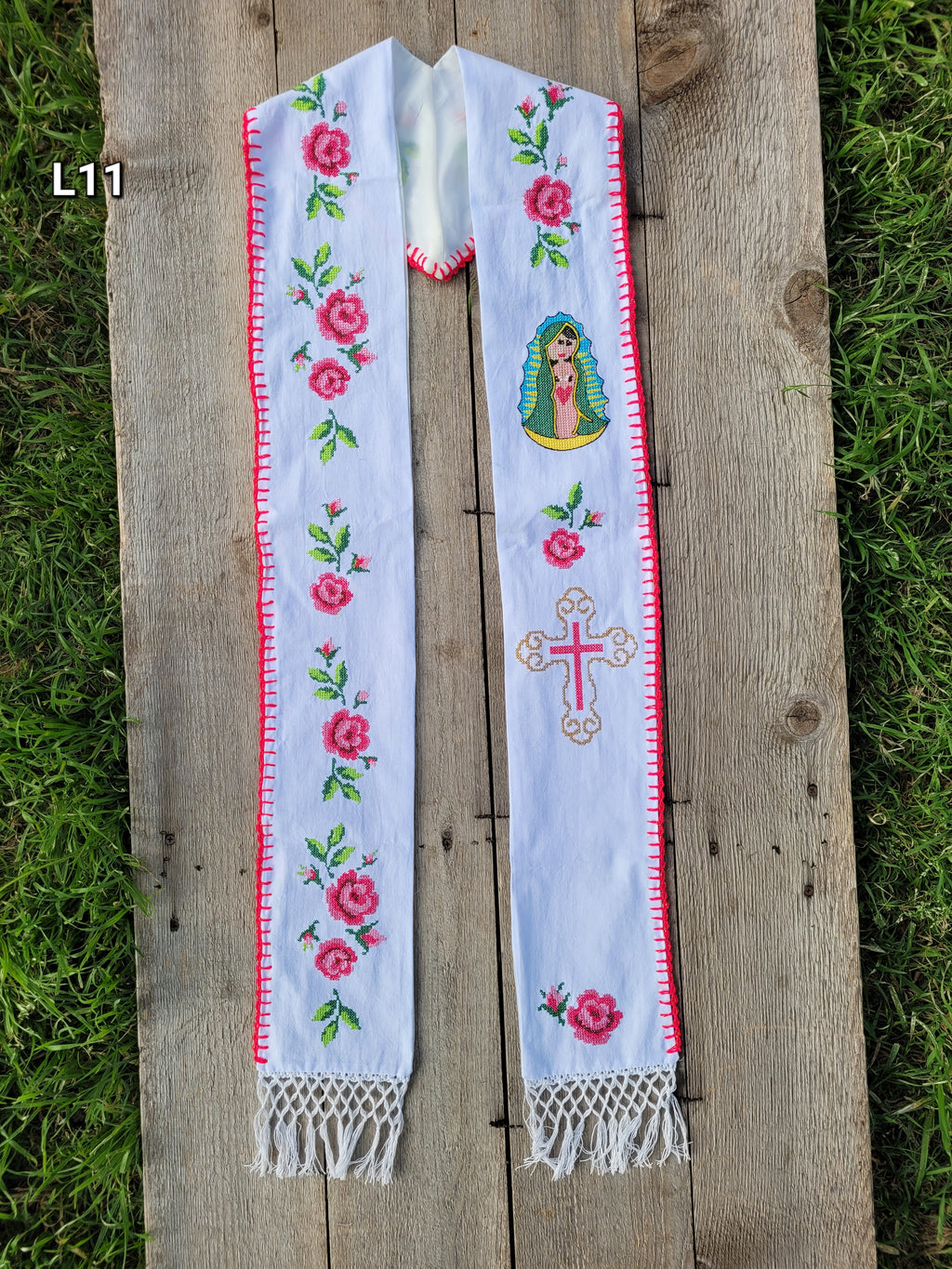 Punta de Cruz Graduation Sash L11